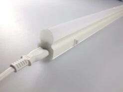 Ledvance Lin. Comp.Switch LED-Lichtleiste 8W, 3000K, Mit Schalter, 600mm 14 Ledvance Lin. Comp.Switch LED-Lichtleiste 8W, 3000K, Mit Schalter, 600mm -Laden Für Heimbeleuchtung 0b05db29889dba46cefe67e0fb30b058627f14c6