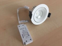 LEDVANCE Spot 4,5W, Schwenkbar, Warmweiß 12 LEDVANCE Spot 4,5W, Schwenkbar, Warmweiß -Laden Für Heimbeleuchtung 94f2e4ed5019bf72029e066a796ba7af8226ccd7