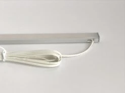 Hera 61001427102 LED-Top-Stick FMK 450mm, 8W/warmweiß -Laden Für Heimbeleuchtung c28e879895481172011e929e89edf6c6fb22384f