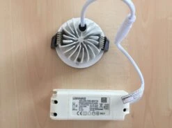 LEDVANCE Fireproof Spot 8W Kaltweiß, IP65/IK06 13 LEDVANCE Fireproof Spot 8W Kaltweiß, IP65/IK06 -Laden Für Heimbeleuchtung daffc991db7dd5e8204563e80f33d4497dad9781